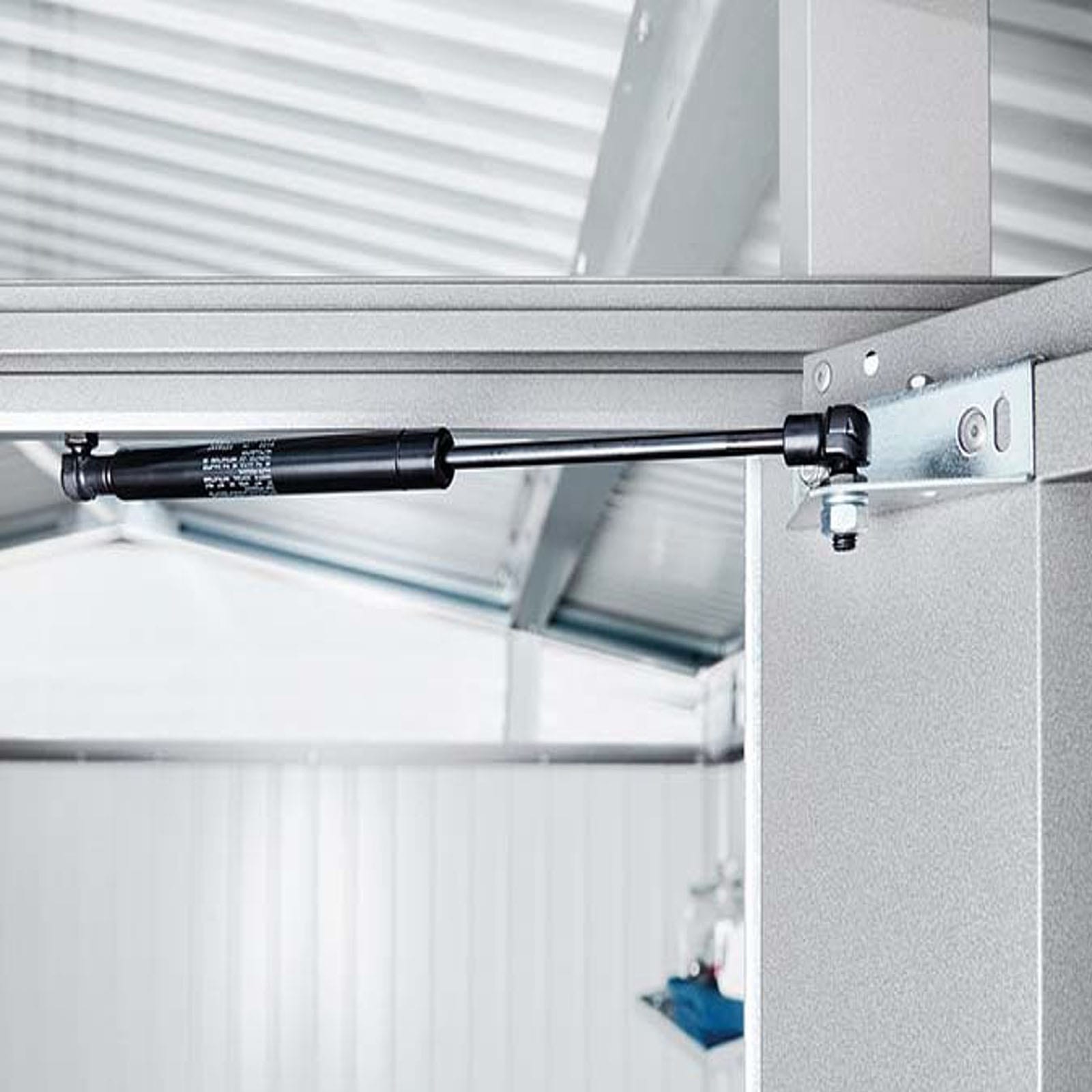 Domek na nářadí Biohort PANORAMA P3, stříbrná, jednokřídlé dveře BH13040