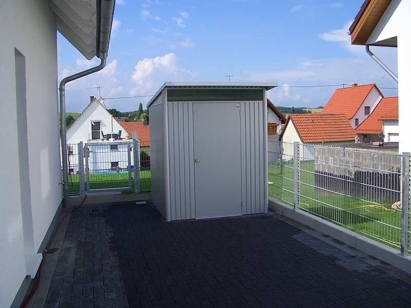 Domek na nářadí AVANTGARDE A1, stříbrná, jednokřídlé dveře BH15010 (obrázek 8)