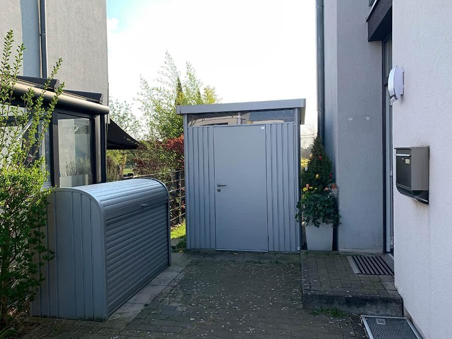 Skříňka na terasu Biohort StoreMAX 160, šedý křemen BH70010 (obrázek 3)