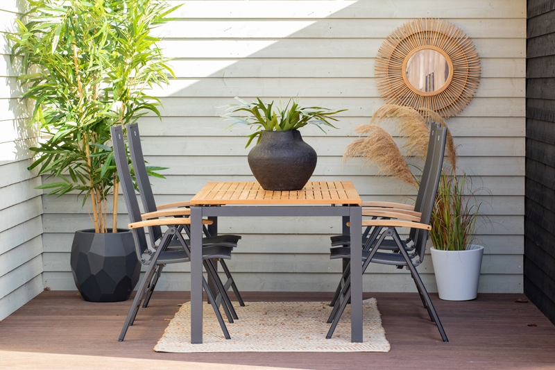 Zahradní souprava Sonata + 4 x křeslo Troy s teakovými područkami HN63000606