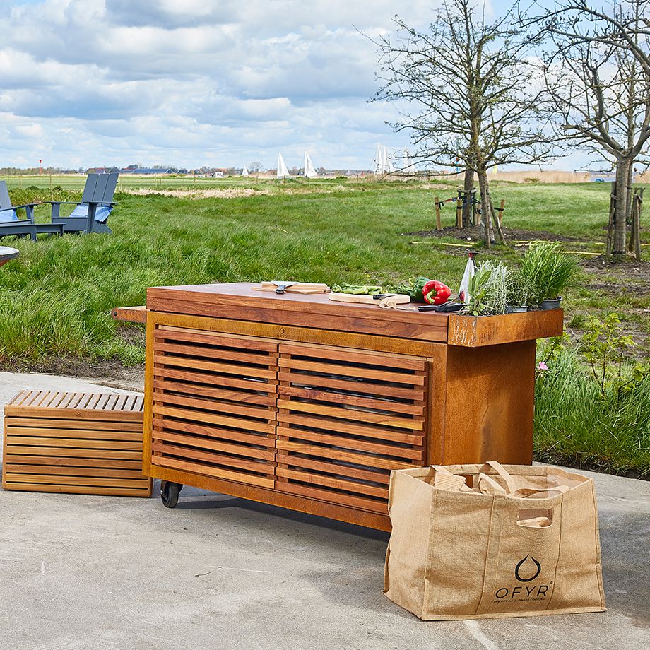 Teaková vložka do stolu OFYR PRO s 2 dvířky Teak Wood Large (obrázek 3)