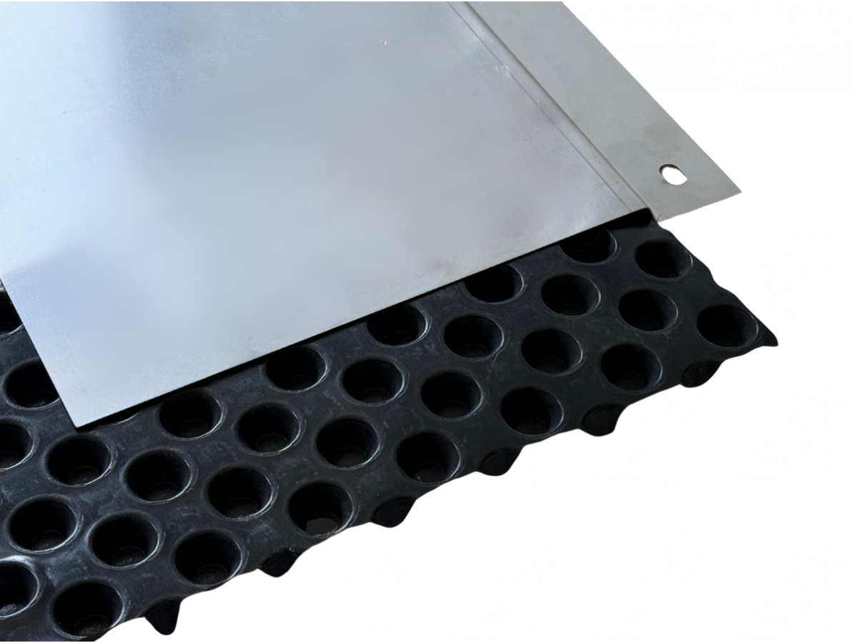 Gutta Ukončovací lišta N nerezová, soklová nerez