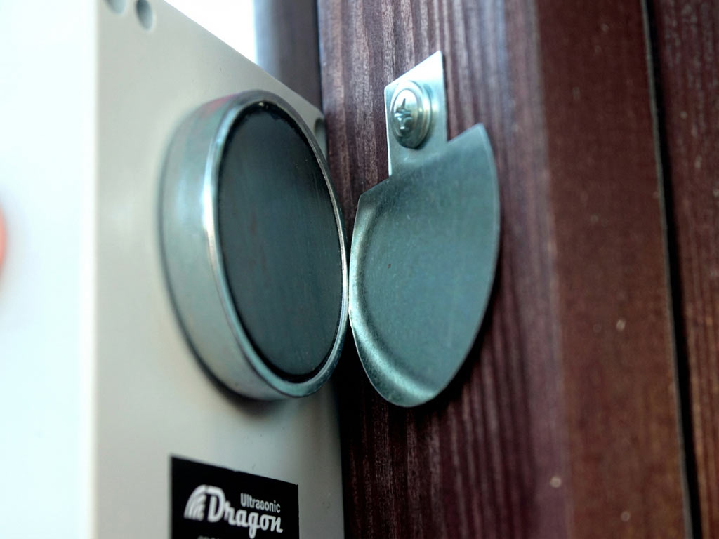 Vodotěsný ultrazvukový plašič na kuny, myši a potkany DRAGON ULTRASONIC C100 (obrázek 8)