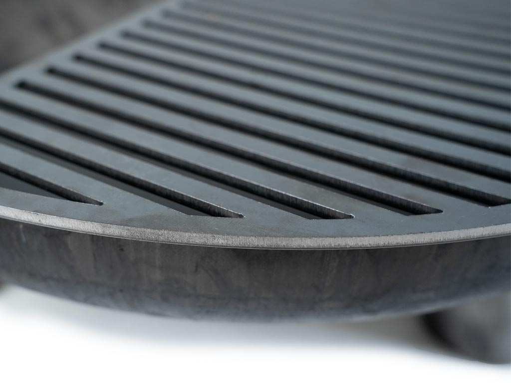 Grilovací poloviční rošt LEGI na ohniště 60 cm, černá ocel 5 mm 7321.11.00 (obrázek 5)