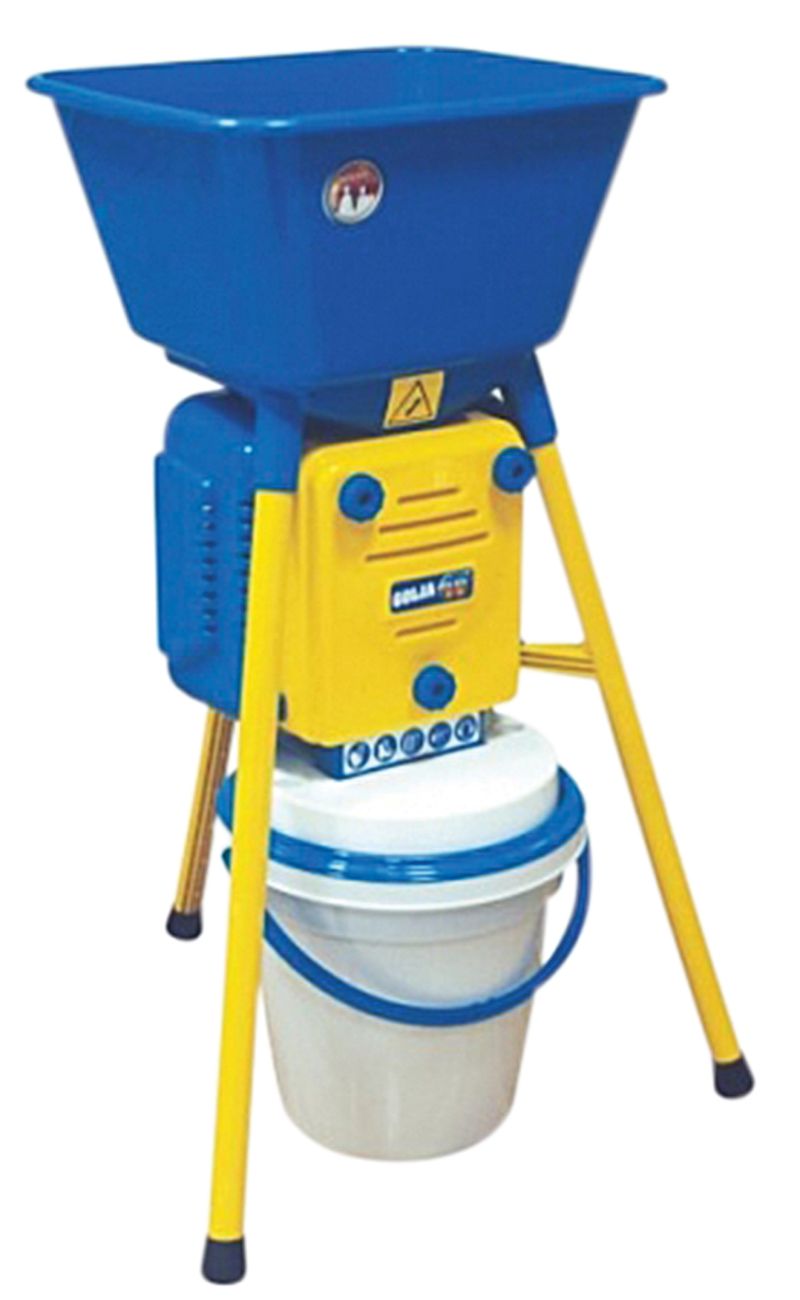 Novital Šrotovník GOLIA 4V, 750 W, 2,5-4-6-8 mm