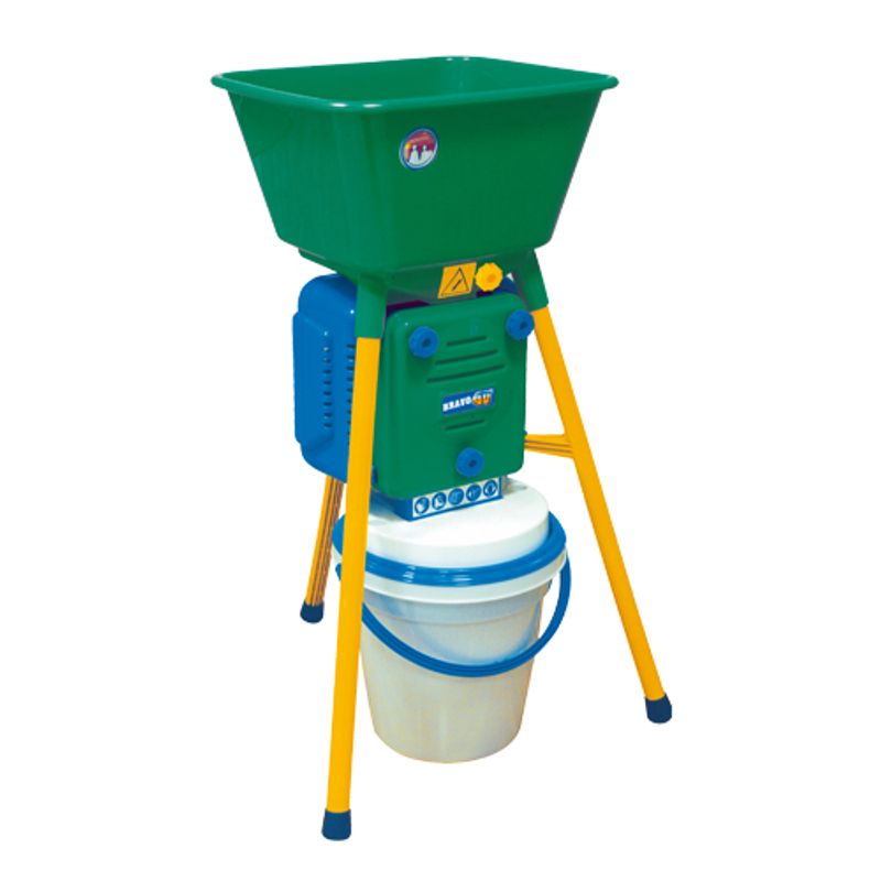 Novital Šrotovník BRAVO 4V, 900 W, 4-6-8 mm