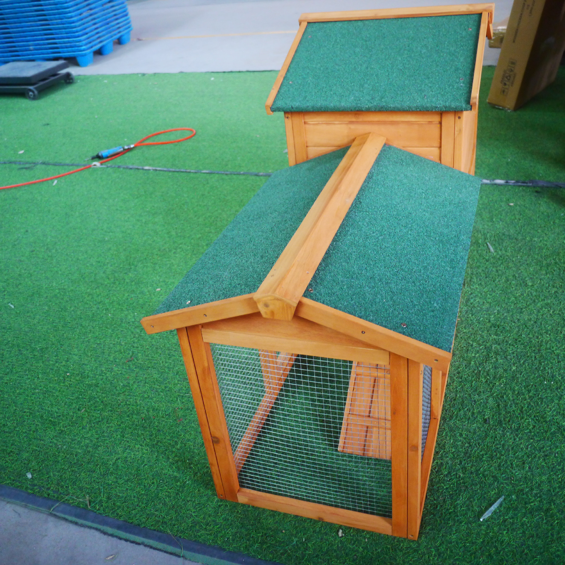 Králíkárna KENNIVA BENJI 1460 x 535 x 860 mm, dřevěná (obrázek 5)