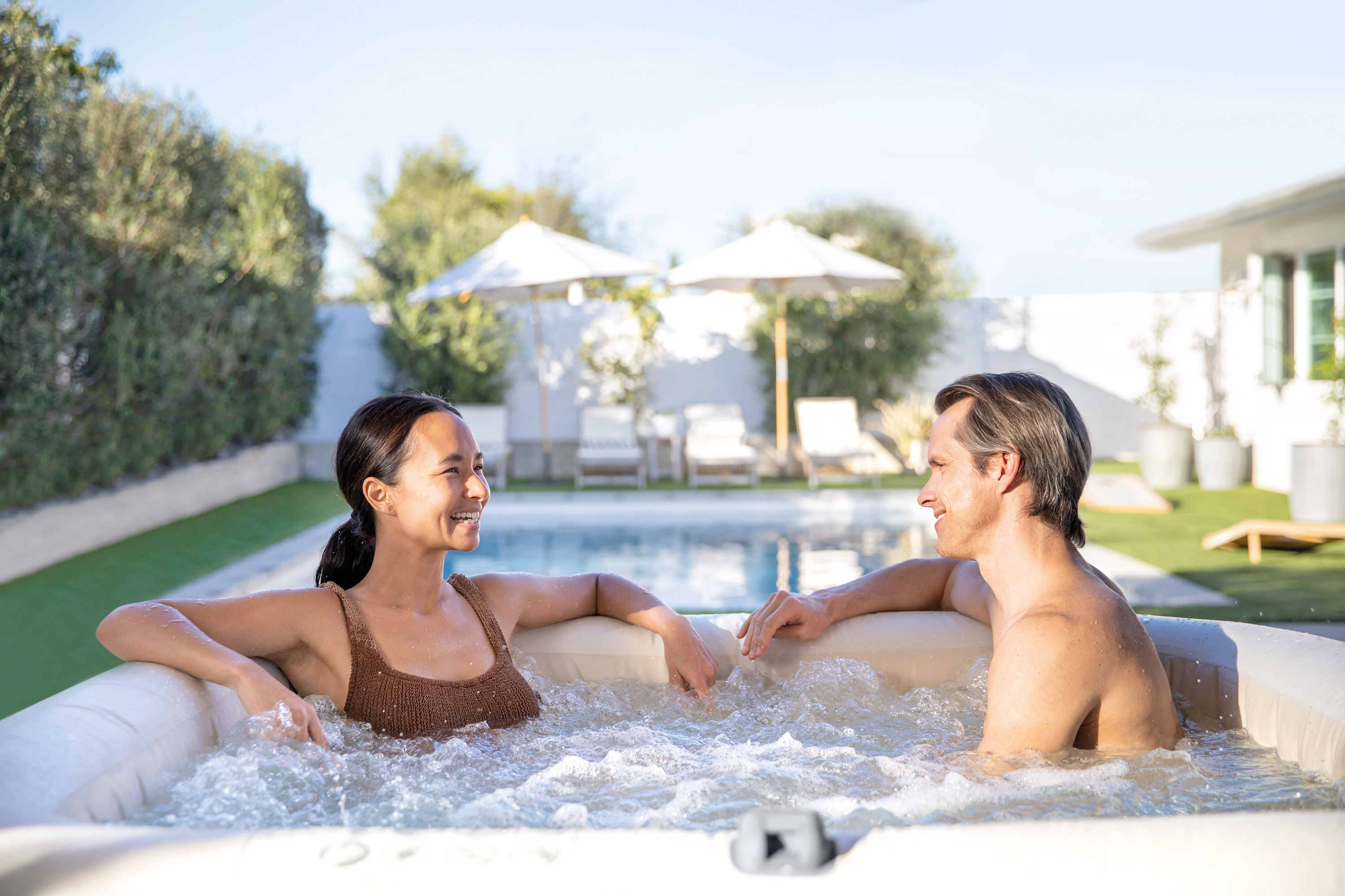 Vířivý bazén INTEX PureSpa Chevron Bubble Deluxe pro 4 osoby (obrázek 8)